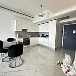 Stylish In Heart Of Sisli Floor 40 *