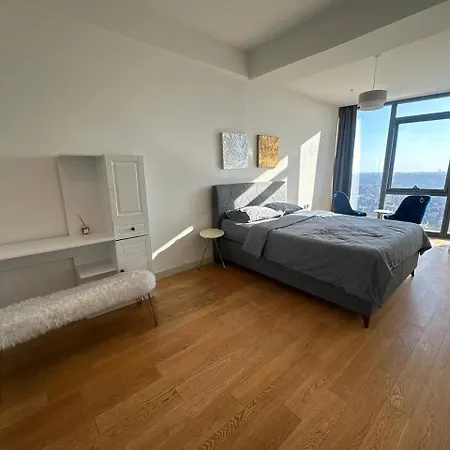 Stylish In Heart Of Sisli Floor 40 Daire