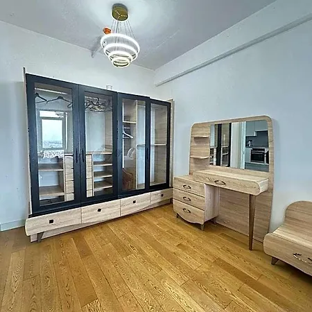 Stylish In Heart Of Sisli Floor 40 Apartment *