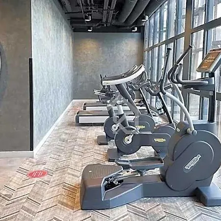 Stylish In Heart Of Sisli Floor 40 Apartment *
