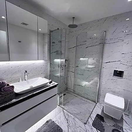 Stylish In Heart Of Sisli Floor 40 *